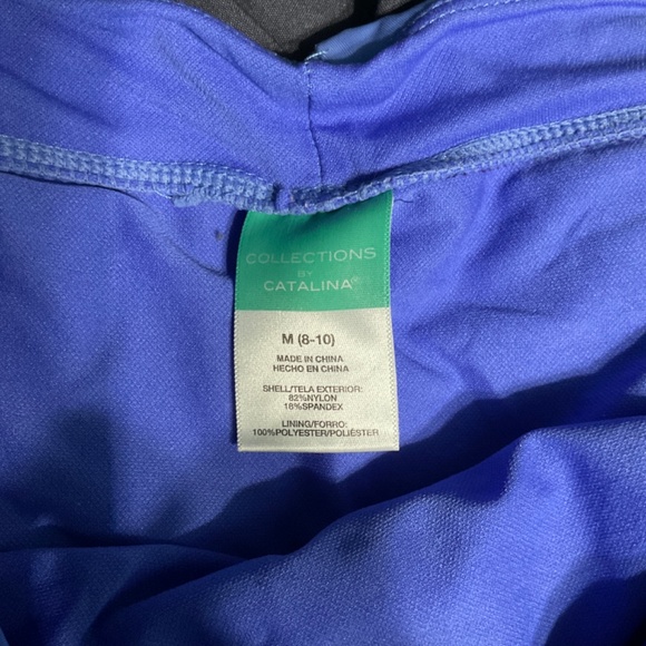 Collections by Catalina shorts  size Med.   W80 - Picture 2 of 3